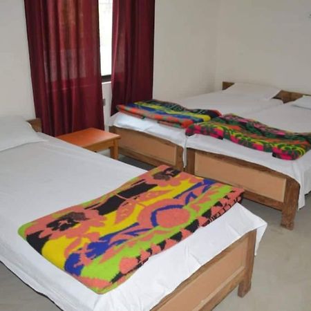 Middle Way Home Stay Bodh Gaya Eksteriør bilde