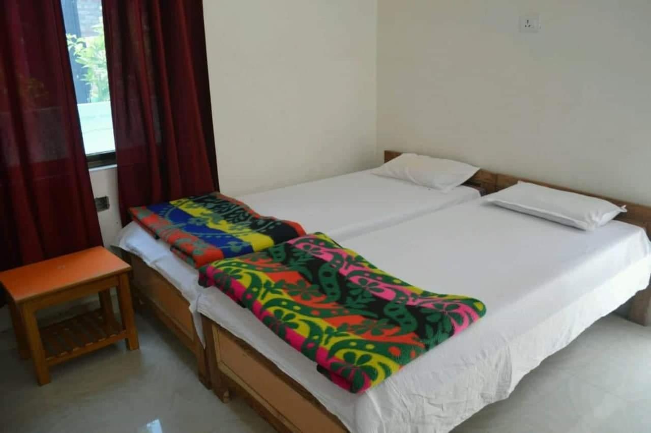 Middle Way Home Stay Bodh Gaya Eksteriør bilde
